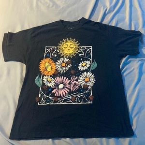 Selling shirt because i never wear it, good condition, size M brand cold crush.